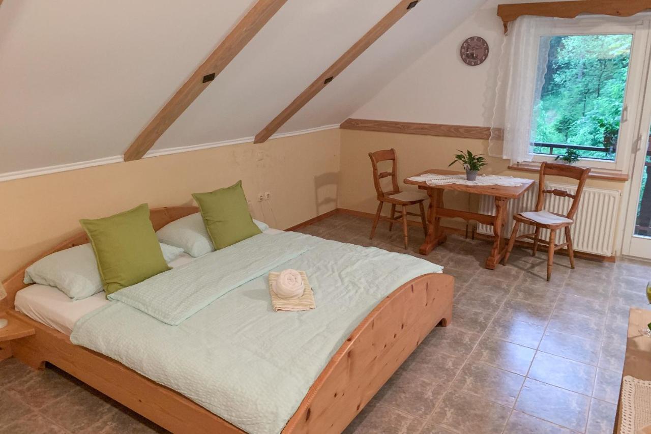 Guesthouse Draga Begunje na Gorenjskem Exteriör bild